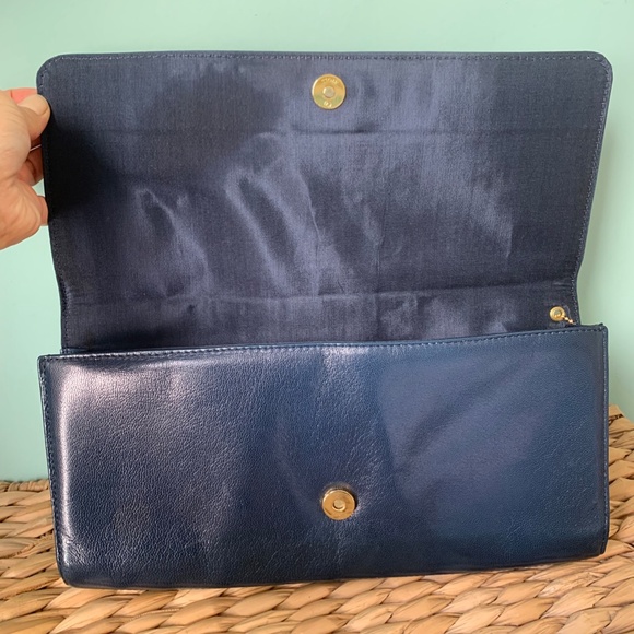 Navy Blue Leather Clutch Purse with Heart Charm - Picture 2 of 4